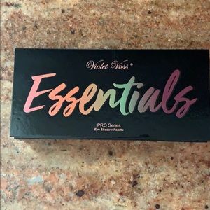 Violet voss essentials pro series pallet